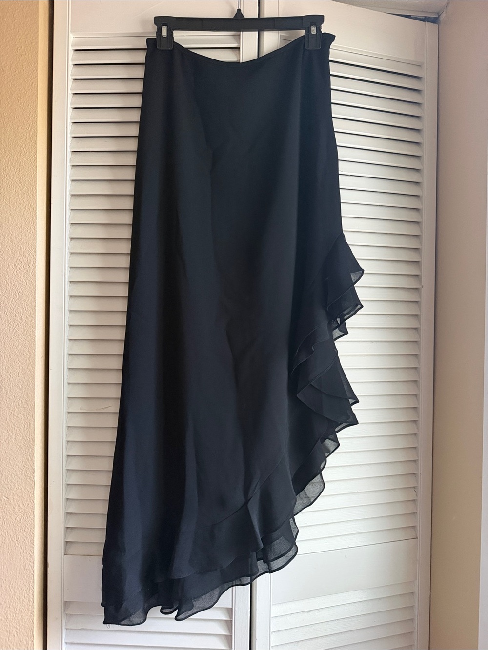 Black Vintage Asymmetrical Ruffle Skirt - Women's